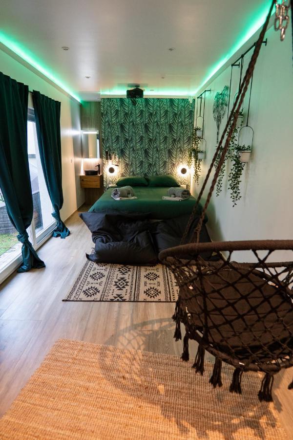 Capsule Thailande I Sauna I Balneo I Console I Jeux En Bois I Cinema I Cour Interieure Trith-Saint-Leger Екстер'єр фото