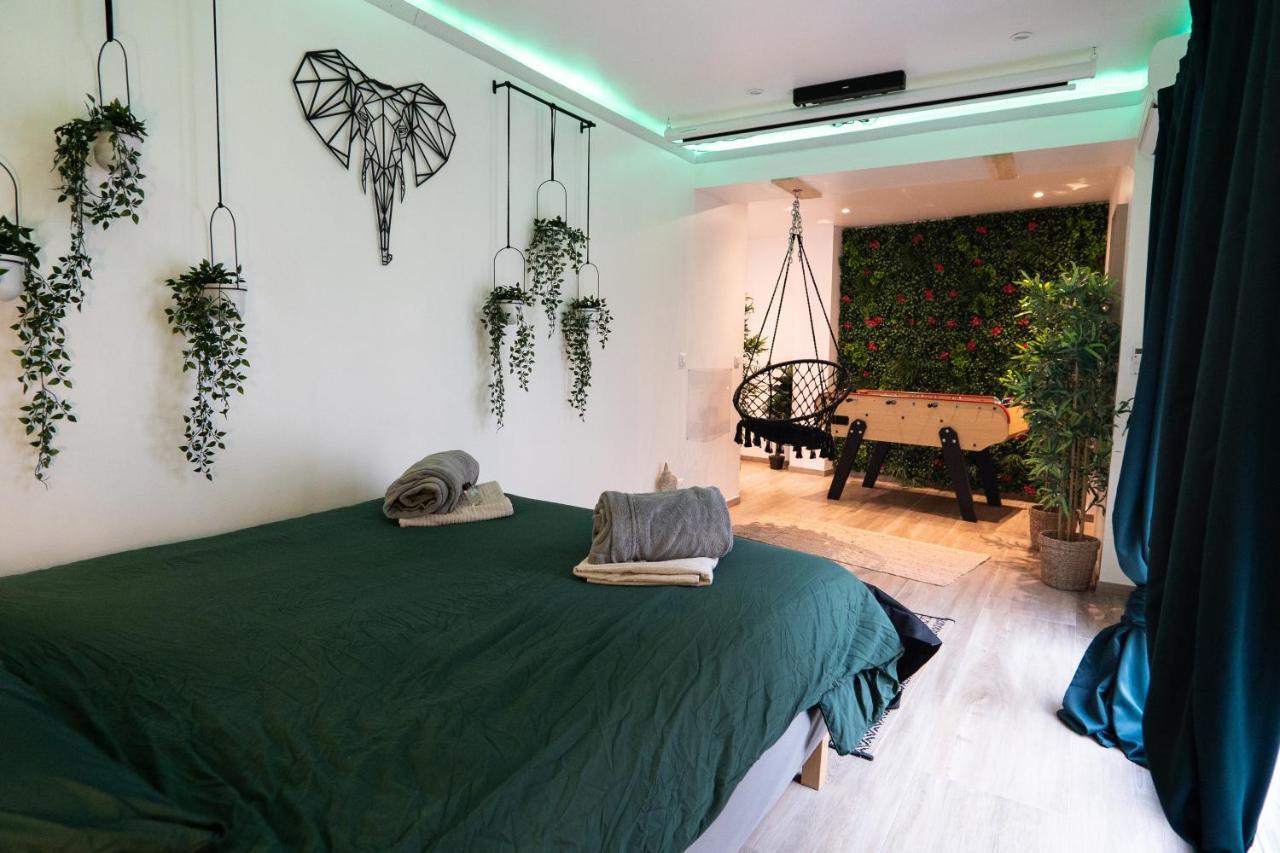 Capsule Thailande I Sauna I Balneo I Console I Jeux En Bois I Cinema I Cour Interieure Trith-Saint-Leger Екстер'єр фото