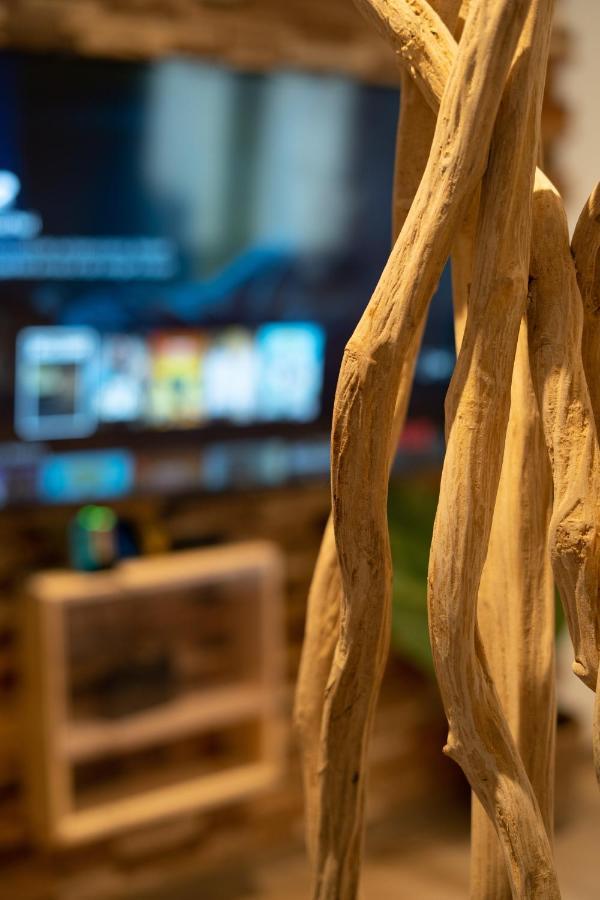 Capsule Thailande I Sauna I Balneo I Console I Jeux En Bois I Cinema I Cour Interieure Trith-Saint-Leger Екстер'єр фото